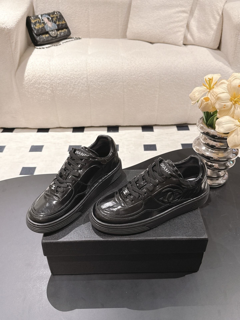Ch**el sneakers